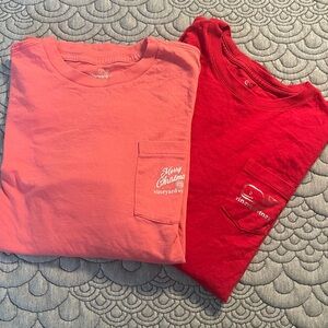 Vineyard Vines Boys coral and red holiday long sleeve tees in sz 16